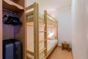 Appart'hotels Madame Vacances Residence Le Parc Des Airelles : photos des chambres