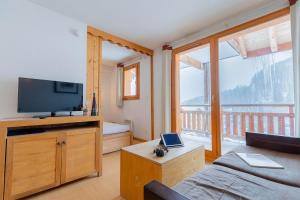 Appart'hotels Madame Vacances Residence Le Parc Des Airelles : photos des chambres