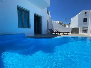 Amphitrite Suites Santorini - Vóthon