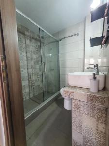 De lux N1 30m from sea