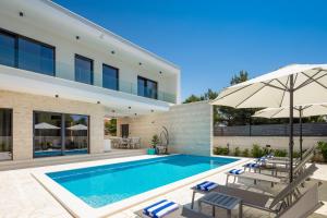 VILLA DM 