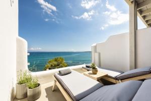 Blue Waves Suites & Apartments - To Kyma Paros Greece