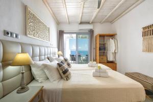 Blue Waves Suites & Apartments - To Kyma Paros Greece