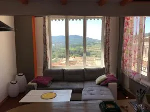 Mirabel - 勒卡斯特雷特