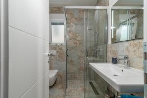 Poolside two bedroom apartment Julija
