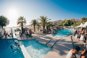 Far Out Beach Resort Ios Greece
