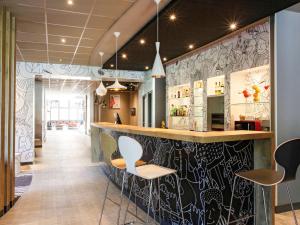 Hotels ibis Hyeres Centre : photos des chambres