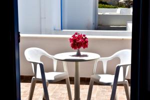 Minoa Hotel Paros Greece