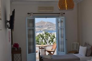 Minoa Hotel Paros Greece