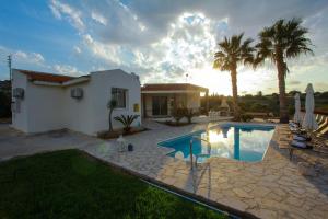Villa with Private Pool room in Theos Club Villas 3