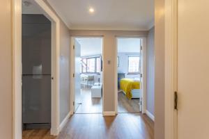 Stunning 1 Bed Merchant City Apartment with Parking