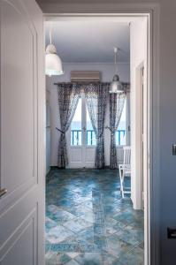 Aphrodite by Akroploro