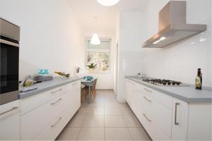 Apartman Lari