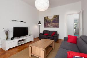 Apartman Lari