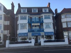 North Parade Seafront Accommodation