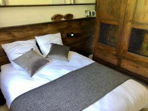 B&B / Chambres d'hotes La Ferme des Etroits : photos des chambres