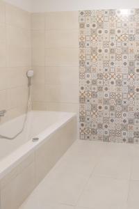 Villages vacances Camping RCN Val de Cantobre : photos des chambres