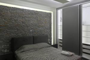 ΠΟΛΥΤΕΛΕΣ ΔΙΑΜΕΡΙΣΜΑ ΣΤΗΝ ΑΥΛΙΔΑ ΕΥΒΟΙΑ