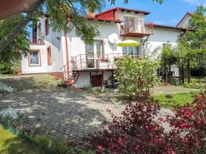 Willa Wega - pokoje gościnne i domki - 辛安诺泽蒂