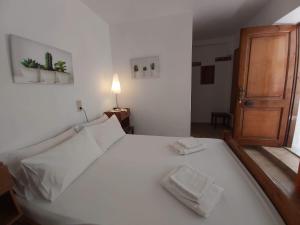 Rent Rooms Aleka Nisos-Samothraki Greece