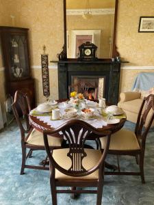 Ballyginniff Farm House