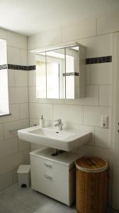 Ferienwohnung Burgblick im Neuffener Tal mit Sauna und Wallbox