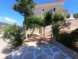 Treehouse Holiday Homes