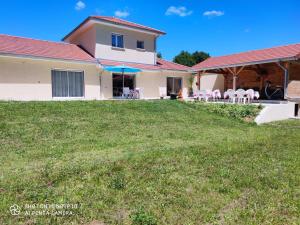 Maisons d'hotes La vallee des noyers : Chambre Double avec Salle de Bains Privative