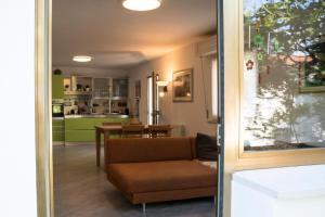 N228 - Numana, quadrilocale ristrutturato con giardino