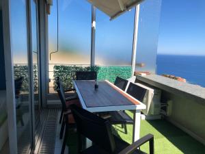 Appartements Viangella - Dramatic sea view! Top floor 2km to Monaco : photos des chambres