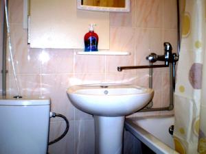 МИНИ СТУДИЯ, пр.Центральный, 148, ву, WI-FI, 1 диван, 19,