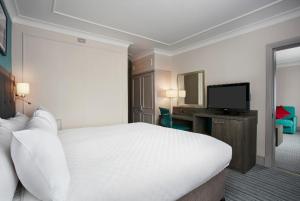 Room #22062343 room in Jurys Inn Inverness
