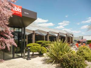 Hotels ibis Saintes : photos des chambres