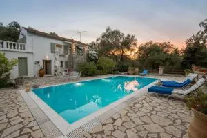 Villa Maritsa, Magazia - Koútsion