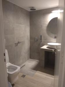 Deluxe Twin Room room in Ariadni Rooms & Apartments