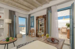 Honey & Cinnamon Luxury Suite Naxos Greece