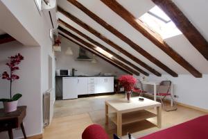 Stylish 1-Bedroom Apartment in Malasaña-Central Madrid