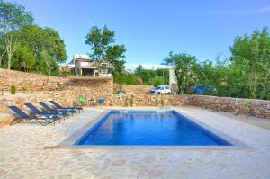 Villa MAY