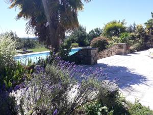 B&B / Chambres d'hotes Chateau Le Tour - Chambres d'Hotes : photos des chambres