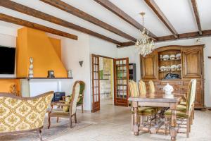 Appartements Les Vignes de Carcassonne - Piscine et clim : photos des chambres