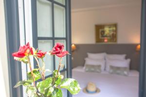 Hotels Hotel Spa - Au Charme Rabelaisien : Chambre Double Confort Jardin