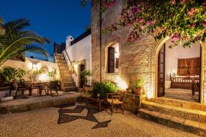 Antique Villa