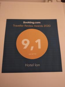 Hotel Ion