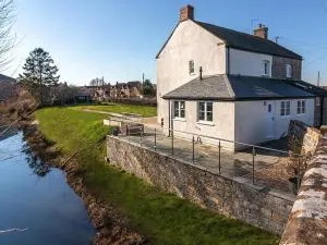 700 Westport - Langport