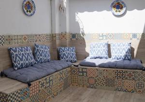 Casa Blue Vista - villa & guestroom