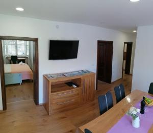 APARTMENT "B" 50 m from the beach