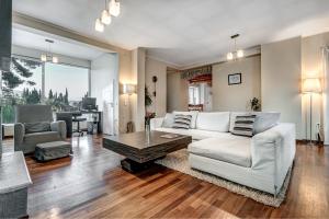 Ktima Loumoumba, Private Villa