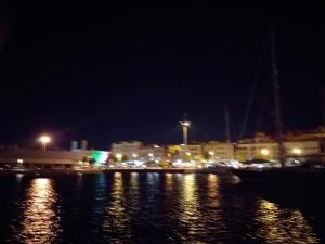 Brezza di mare appartamento in Villa con giardino e spiaggia ,casa vacanze al mare