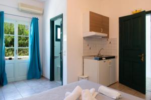 Almyra Seaside Suites Sifnos Greece