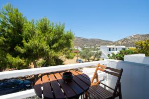 Almyra Seaside Suites Sifnos Greece